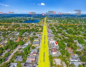 Retail Opportunity on Biscayne Boulevard | 2,738 SF Endcap